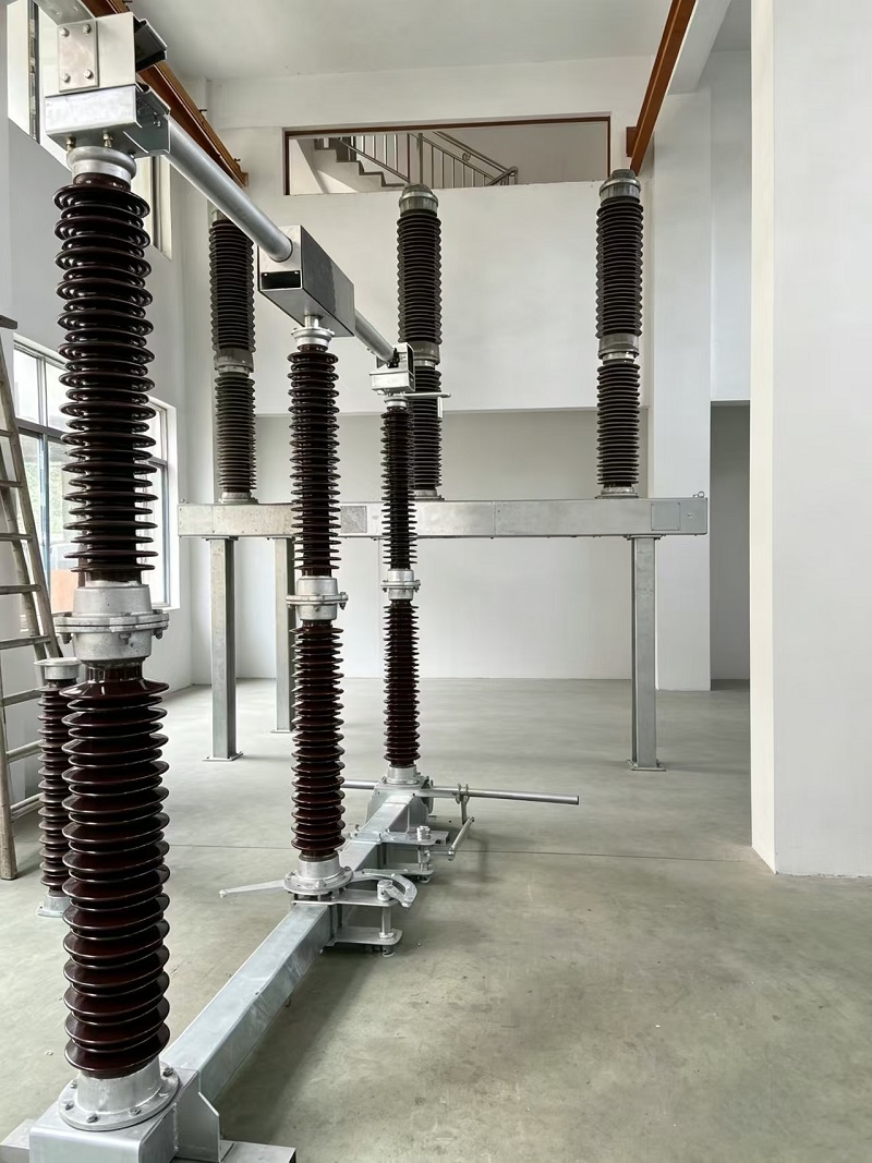 220kV frånkopplingsbrytare för utomhusapplikationer för högspänningstransformatorstationer 220kV frånkopplingsbrytare för utomhusapplikationer för högspänningstransformatorstationer
